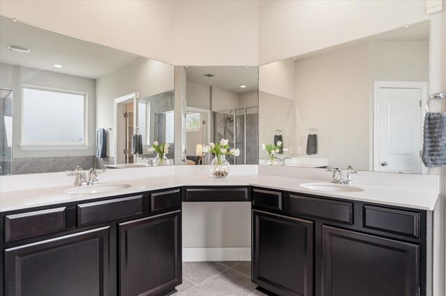 2300 Centennial LOOP, Round Rock, TX 78665