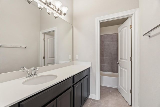 2300 Centennial LOOP, Round Rock, TX 78665