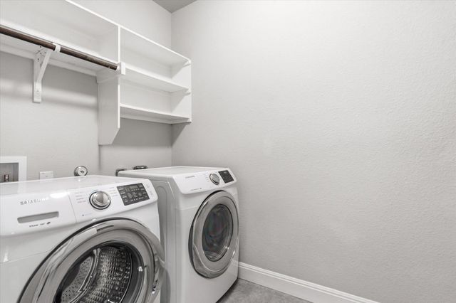 2300 Centennial LOOP, Round Rock, TX 78665