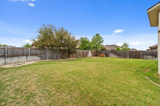 2300 Centennial LOOP, Round Rock, TX 78665