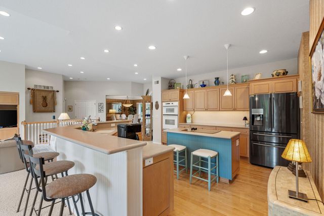 15183 Wayzata Boulevard, Wayzata, MN 55391