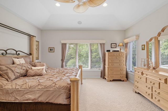 15183 Wayzata Boulevard, Wayzata, MN 55391