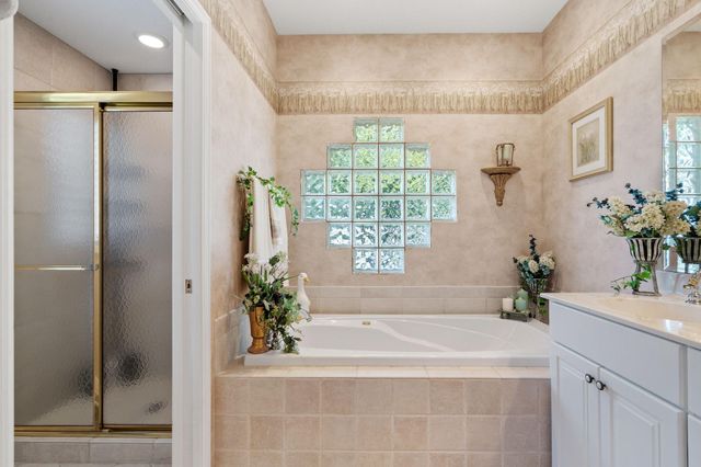 15183 Wayzata Boulevard, Wayzata, MN 55391