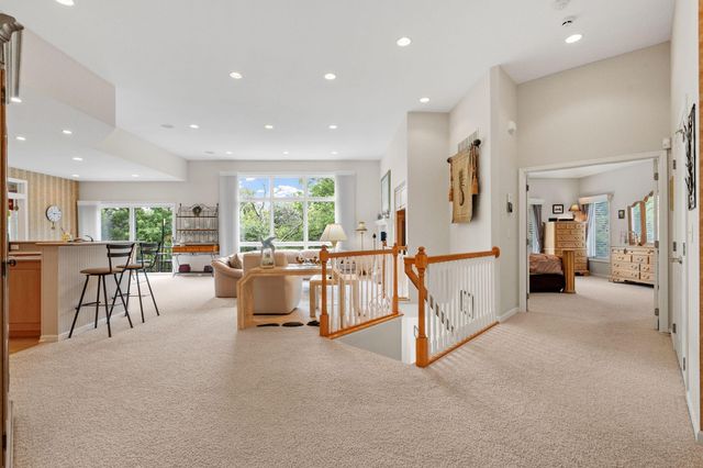 15183 Wayzata Boulevard, Wayzata, MN 55391