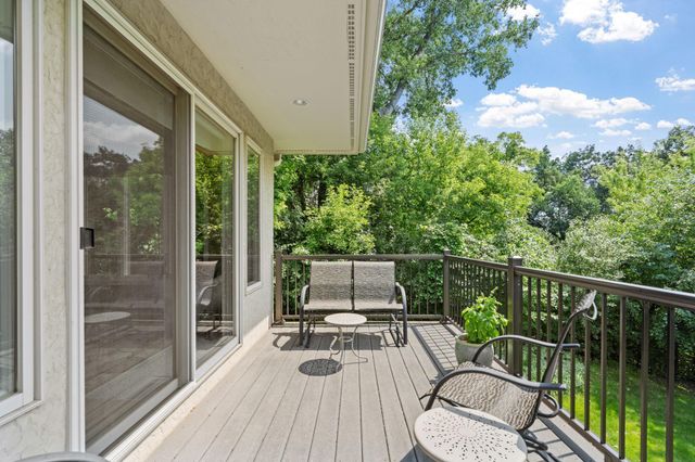 15183 Wayzata Boulevard, Wayzata, MN 55391