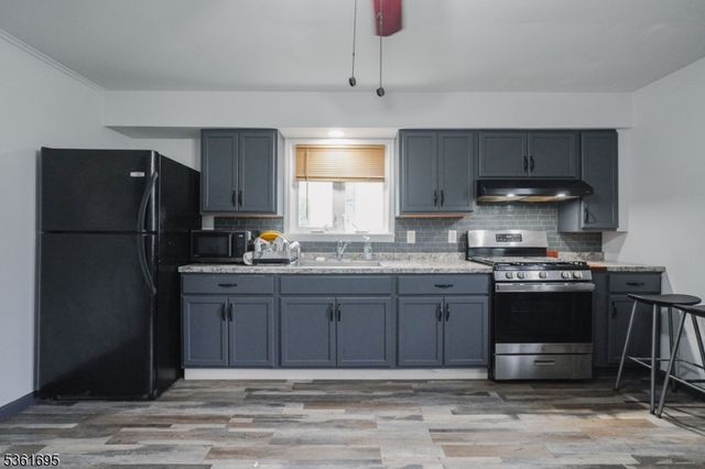 3220 Park Ave, South Plainfield Boro, NJ 07080