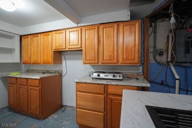 3220 Park Ave, South Plainfield Boro, NJ 07080