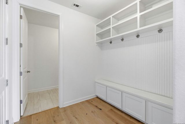 13508 Falls Summit, San Antonio, TX 78245