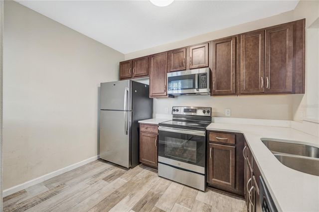 1231 GODAVARI WAY E 202, Wesley Chapel, FL 33543