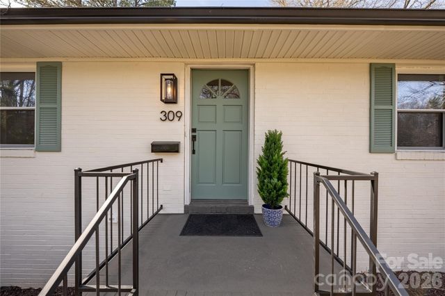 309 Cedar Street, Mooresville, NC 28115