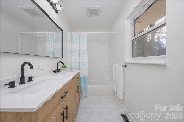 309 Cedar Street, Mooresville, NC 28115