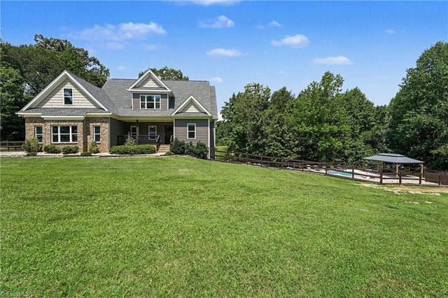 125 Grey Fox Trail, Advance, NC 27006