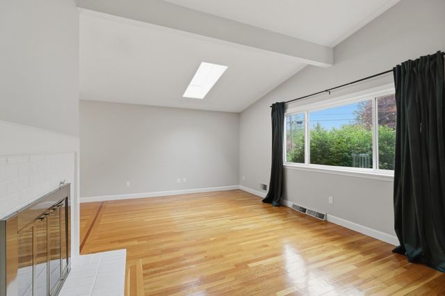 27 Clearview Drive, Framingham, MA 01701