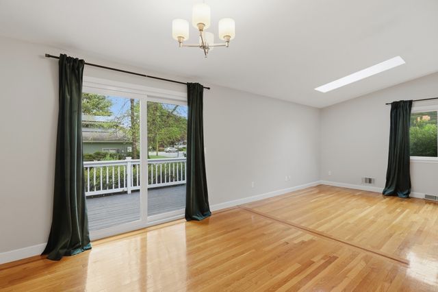 27 Clearview Drive, Framingham, MA 01701
