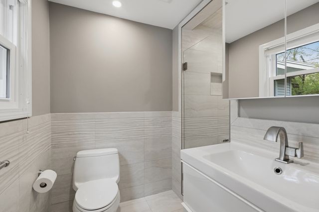 27 Clearview Drive, Framingham, MA 01701