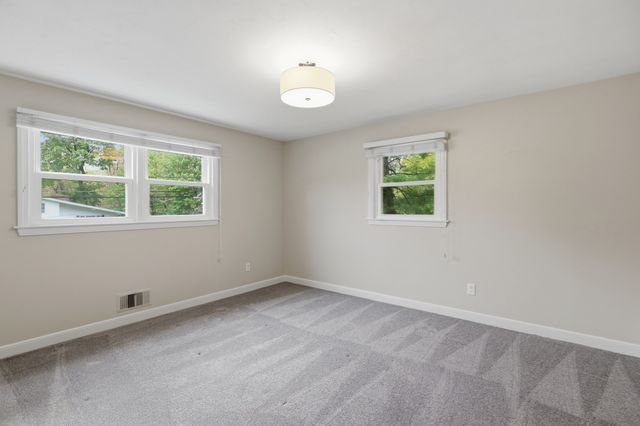 27 Clearview Drive, Framingham, MA 01701