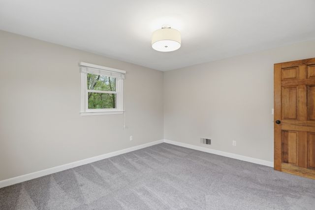 27 Clearview Drive, Framingham, MA 01701