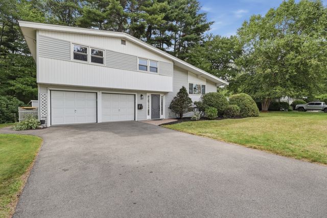 27 Clearview Drive, Framingham, MA 01701