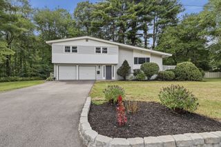 27 Clearview Drive, Framingham, MA 01701