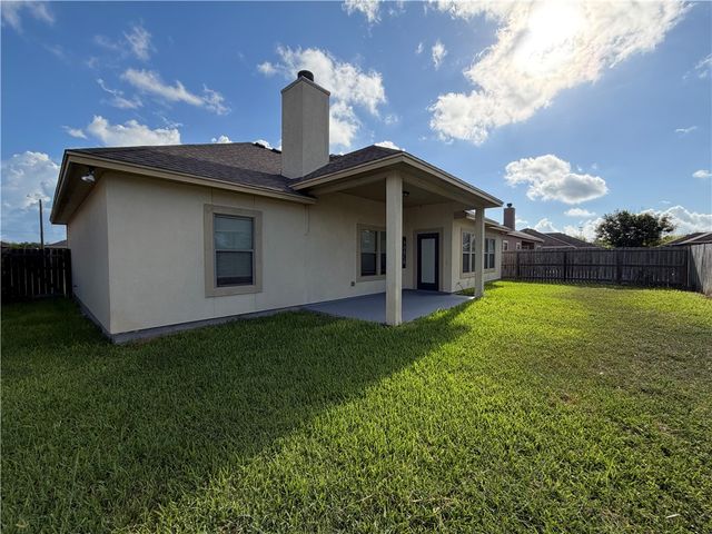 7209 Sebastian Ct, Corpus Christi, TX 78414