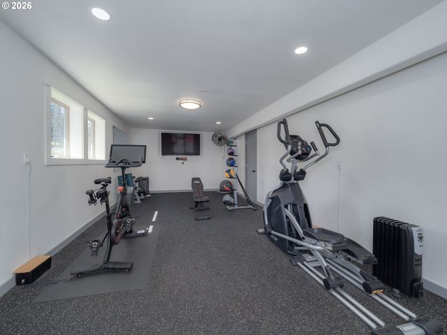 20300 Ne HIGHWAY 240, Newberg, OR 97132