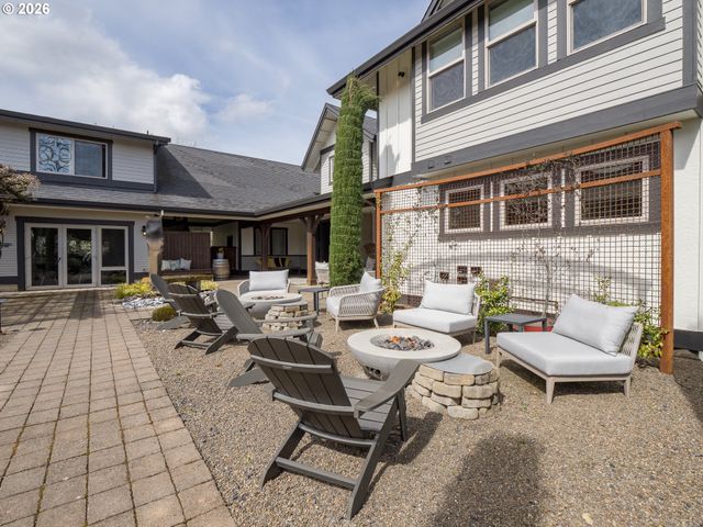 20300 Ne HIGHWAY 240, Newberg, OR 97132