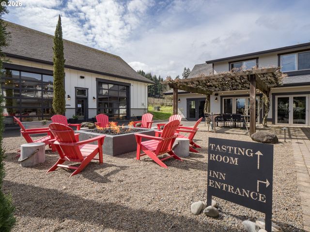 20300 Ne HIGHWAY 240, Newberg, OR 97132