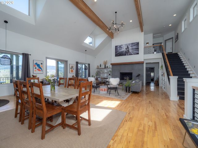 20300 Ne HIGHWAY 240, Newberg, OR 97132