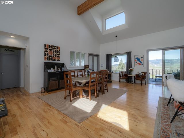 20300 Ne HIGHWAY 240, Newberg, OR 97132