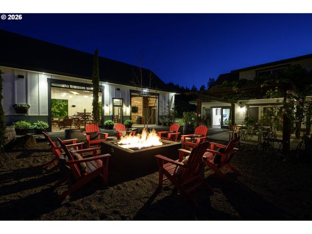 20300 Ne HIGHWAY 240, Newberg, OR 97132