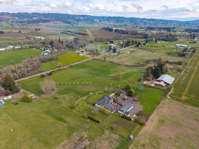 20300 Ne HIGHWAY 240, Newberg, OR 97132