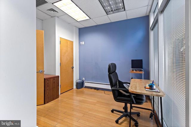 6829 GERMANTOWN AVE, Philadelphia, PA 19119