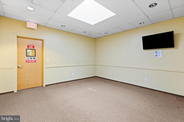 6829 GERMANTOWN AVE, Philadelphia, PA 19119