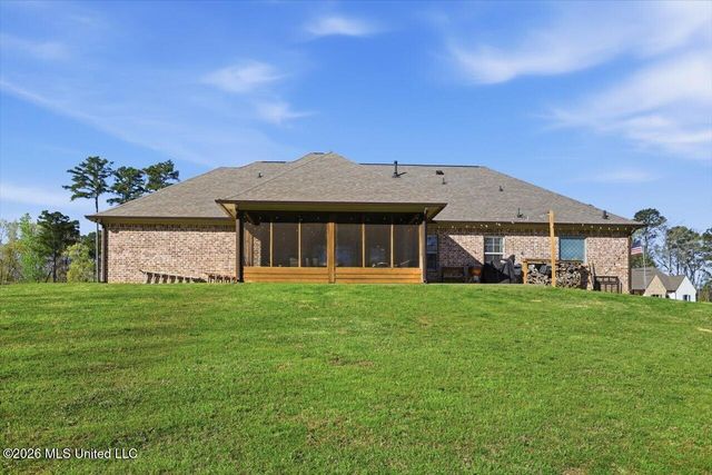 149 Dogwood Trace, Brandon, MS 39042