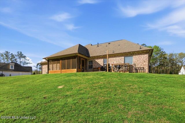 149 Dogwood Trace, Brandon, MS 39042