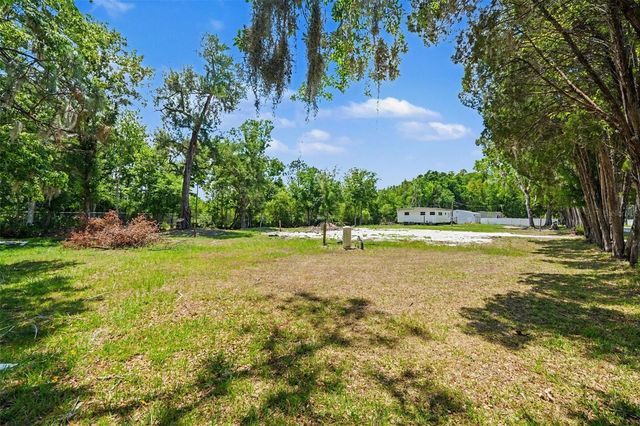 1346 SIERRA PINES BLVD, Lutz, FL 33558