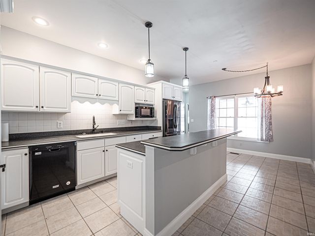 11307 PK Drive, Evansville, IN 47712