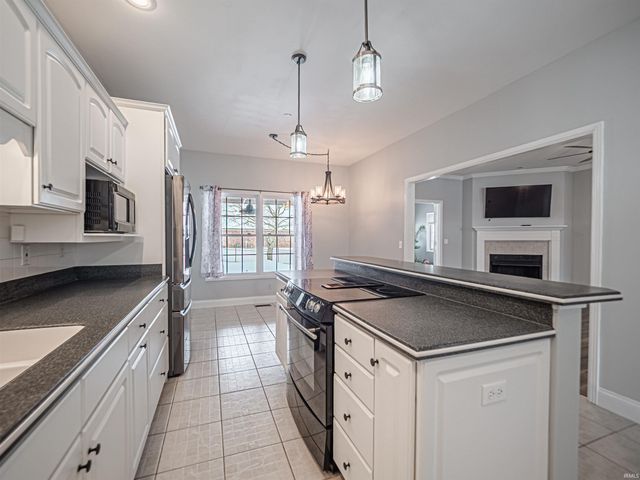 11307 PK Drive, Evansville, IN 47712