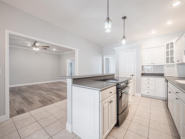 11307 PK Drive, Evansville, IN 47712