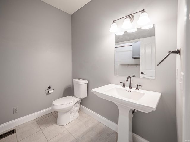 11307 PK Drive, Evansville, IN 47712