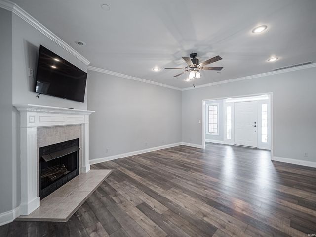 11307 PK Drive, Evansville, IN 47712