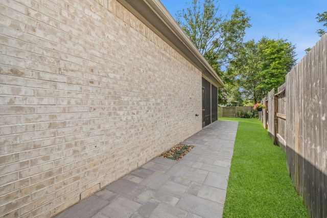 110 Passion Flower Cove, Montgomery, TX 77316