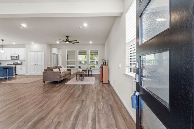 110 Passion Flower Cove, Montgomery, TX 77316