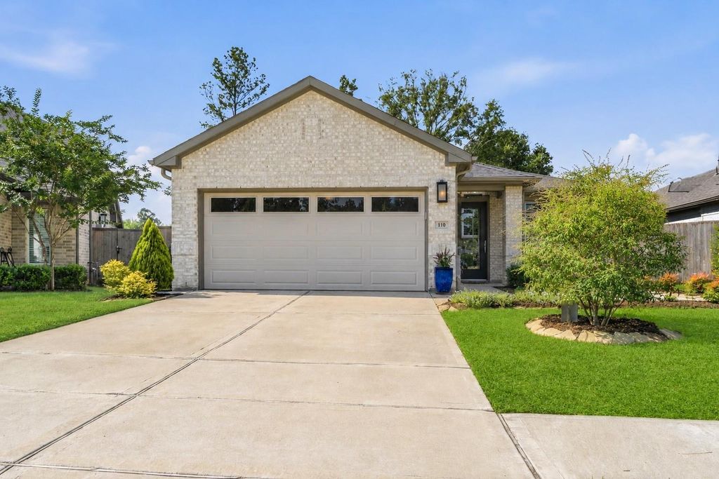 110 Passion Flower Cove, Montgomery, TX 77316