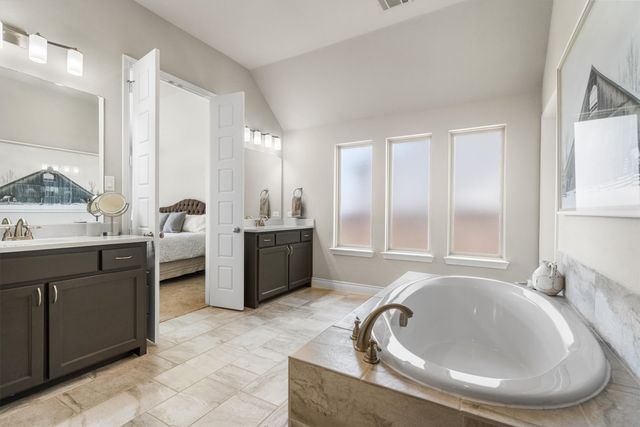 1647 Twistleaf Road, Northlake, TX 76226