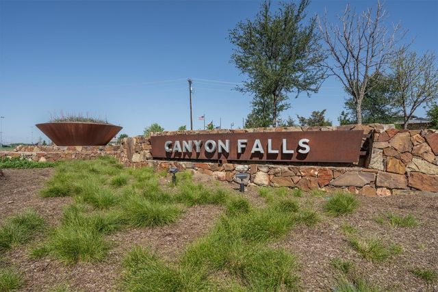1647 Twistleaf Road, Northlake, TX 76226