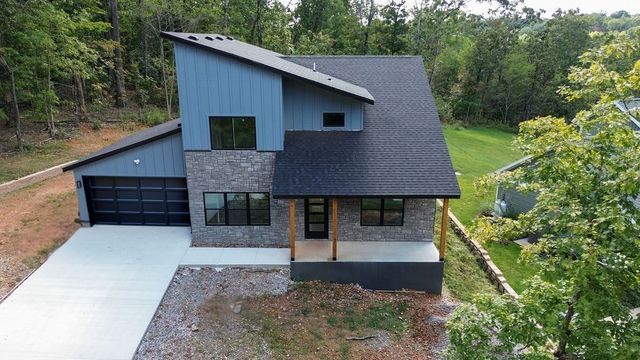 85 Rountree Drive, Bella Vista, AR 72715