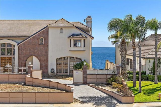 870 Avenida Acapulco, San Clemente, CA 92672