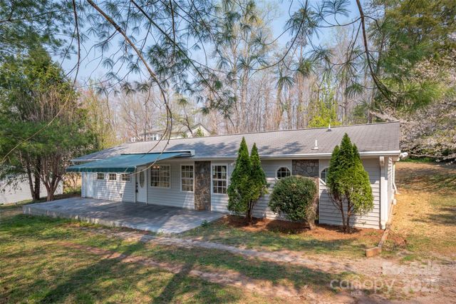 163 Woodland Drive, Columbus, NC 28722