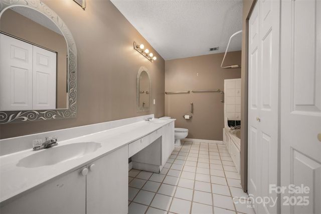 163 Woodland Drive, Columbus, NC 28722